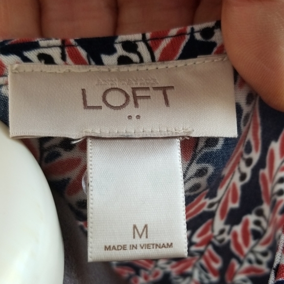 Loft Cross over Slimming Dress - Picture 7 of 8